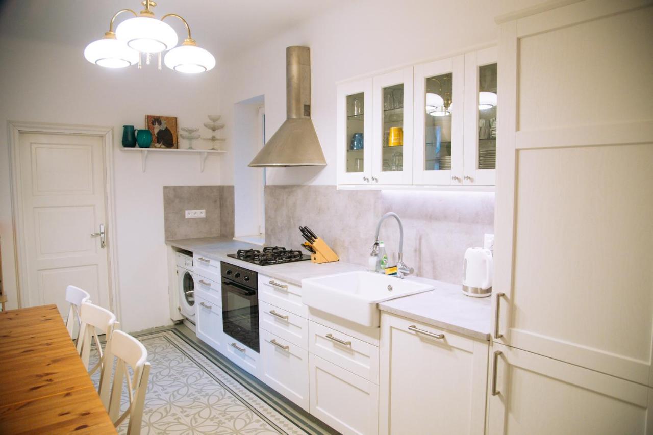 Velky 3-Izbovy Apartman Bratislava-Stare Mesto Exterior photo
