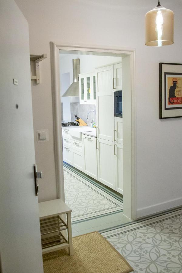 Velky 3-Izbovy Apartman Bratislava-Stare Mesto Exterior photo